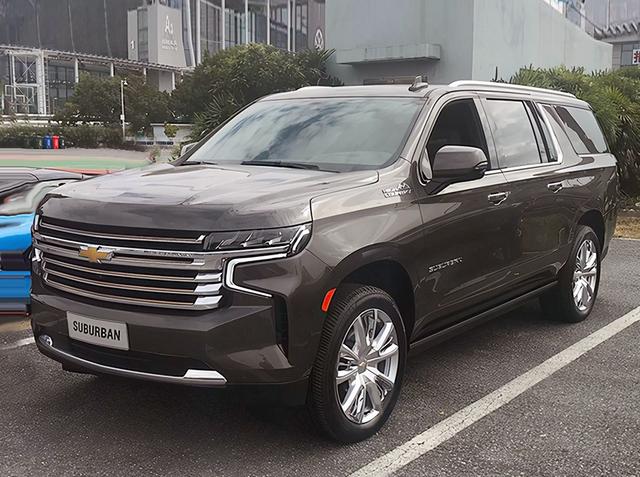 真正的大7座suv雪佛兰萨博班实车气场不输库里南