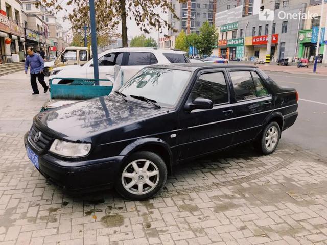 (2017年暑假,家里人帮我买了人生第一台车——老捷达.